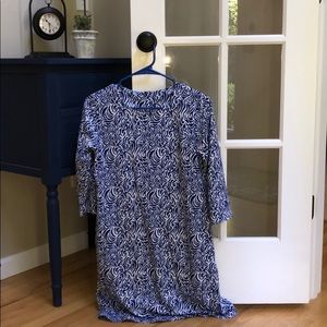 Vineyard Vines 3/4 sleeve dress.